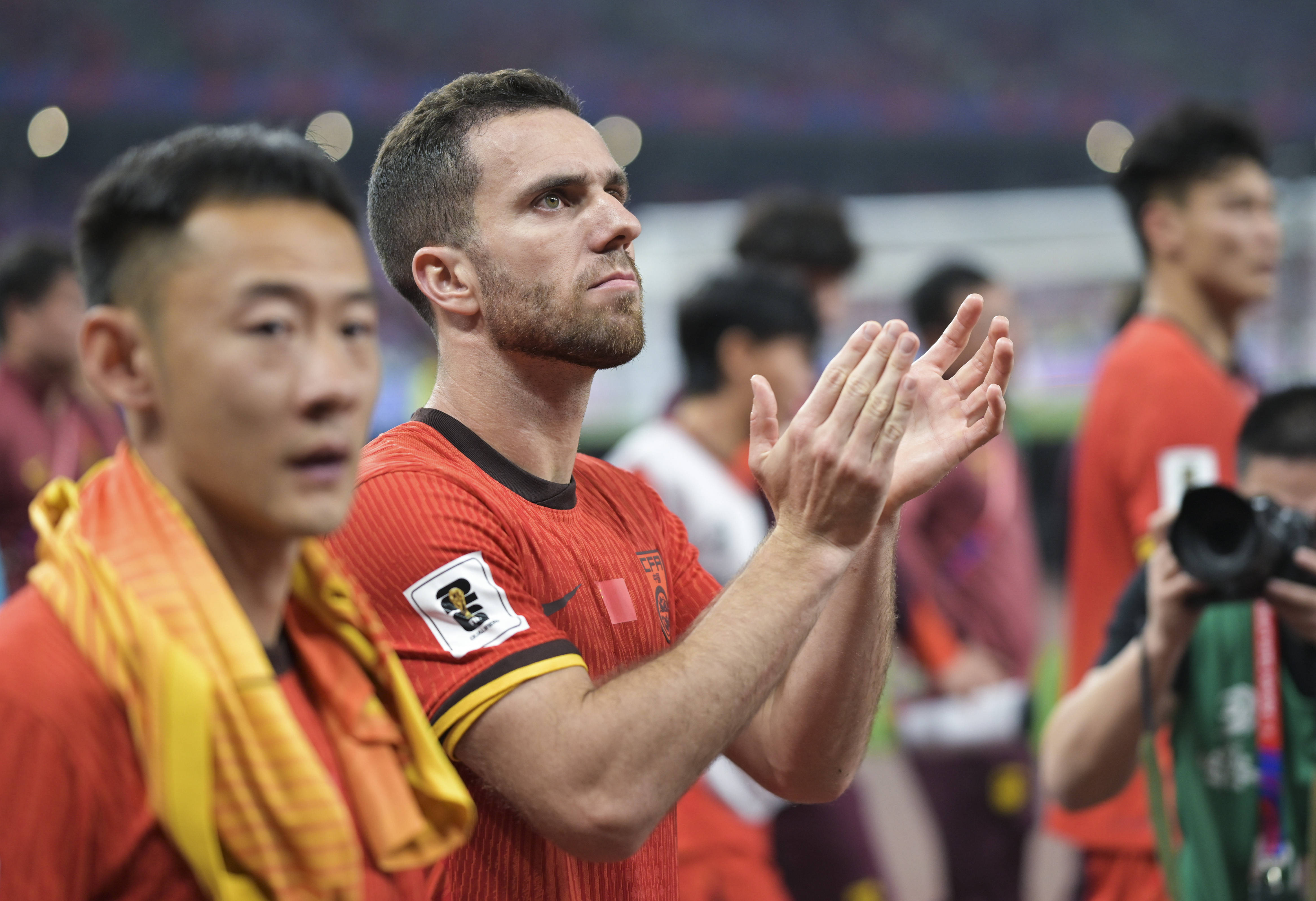 威尼斯人网址 -赛地聚焦——荷甲国际比赛日热度飙升；夏洛特黄蜂远射贴柱；目标明确；纪律约束更严格 