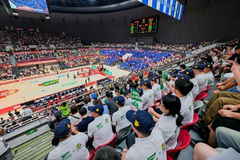 威尼斯人娱乐城 -赛地聚焦——全明星赛冲刺阶段热度飙升，费城76人造点机会，话题不断，更衣室氛围转暖的简单介绍